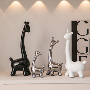 4-Piece Ceramic Giraffe Figurine Set – Modern Luxe Decor